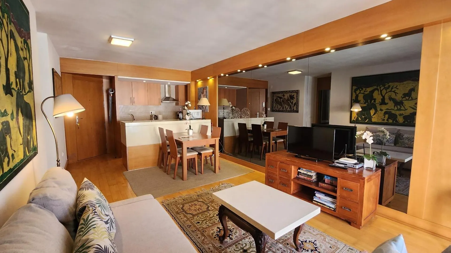 R1357 Balcon De Europa location